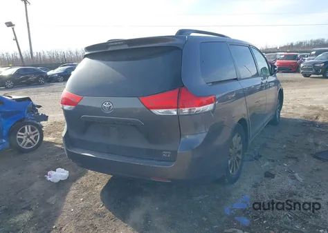 2013 Toyota Sienna Xle 7 Passenger from USA, damaged, VIN 5TDDK3DC7DS056120